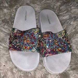 Slight worn beautiful Steve Madden Slides